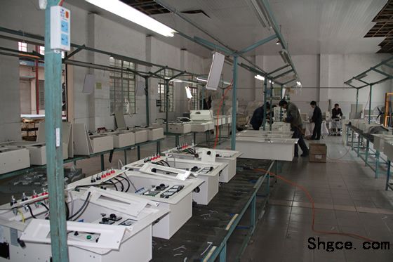 �������ƹ�